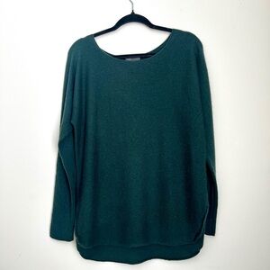 Elegant Green Cashmere Women's Sweater